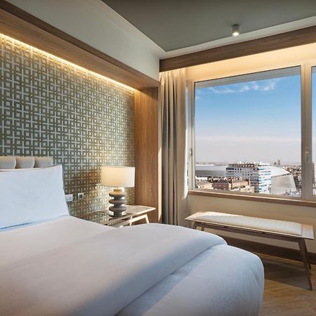 Hotel The Westin Madrid Cuzco Esterno foto