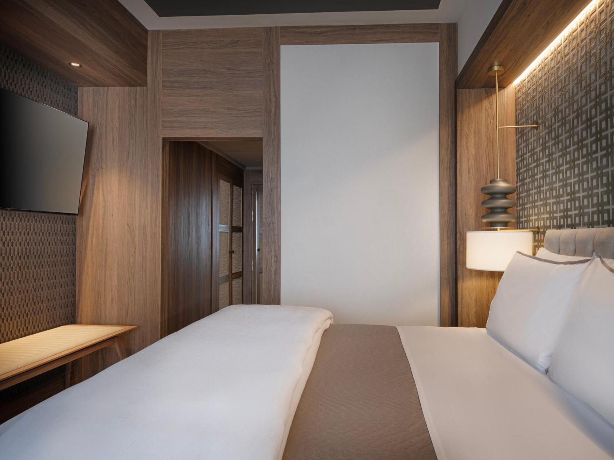 Hotel The Westin Madrid Cuzco Esterno foto