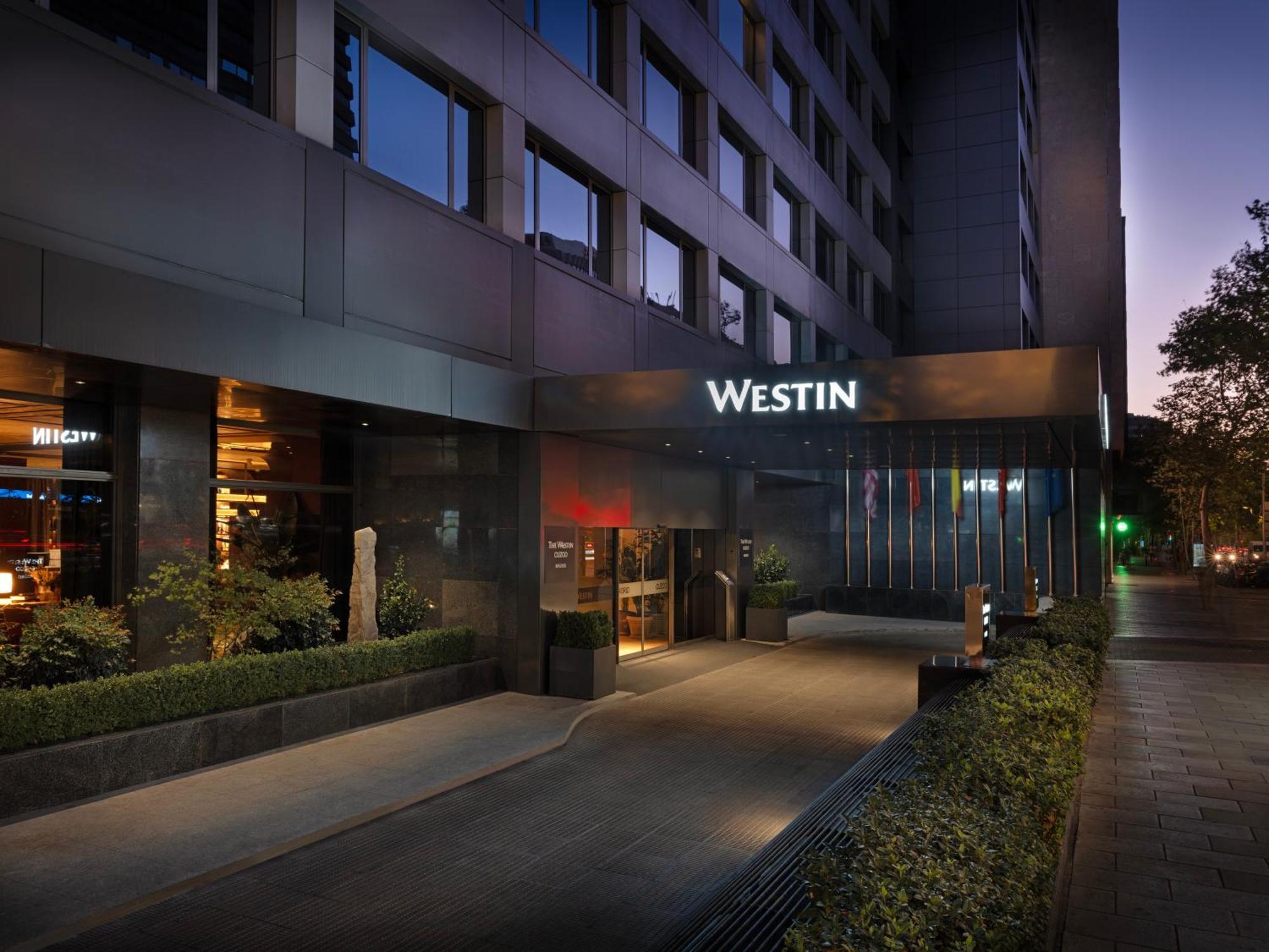 Hotel The Westin Madrid Cuzco Esterno foto